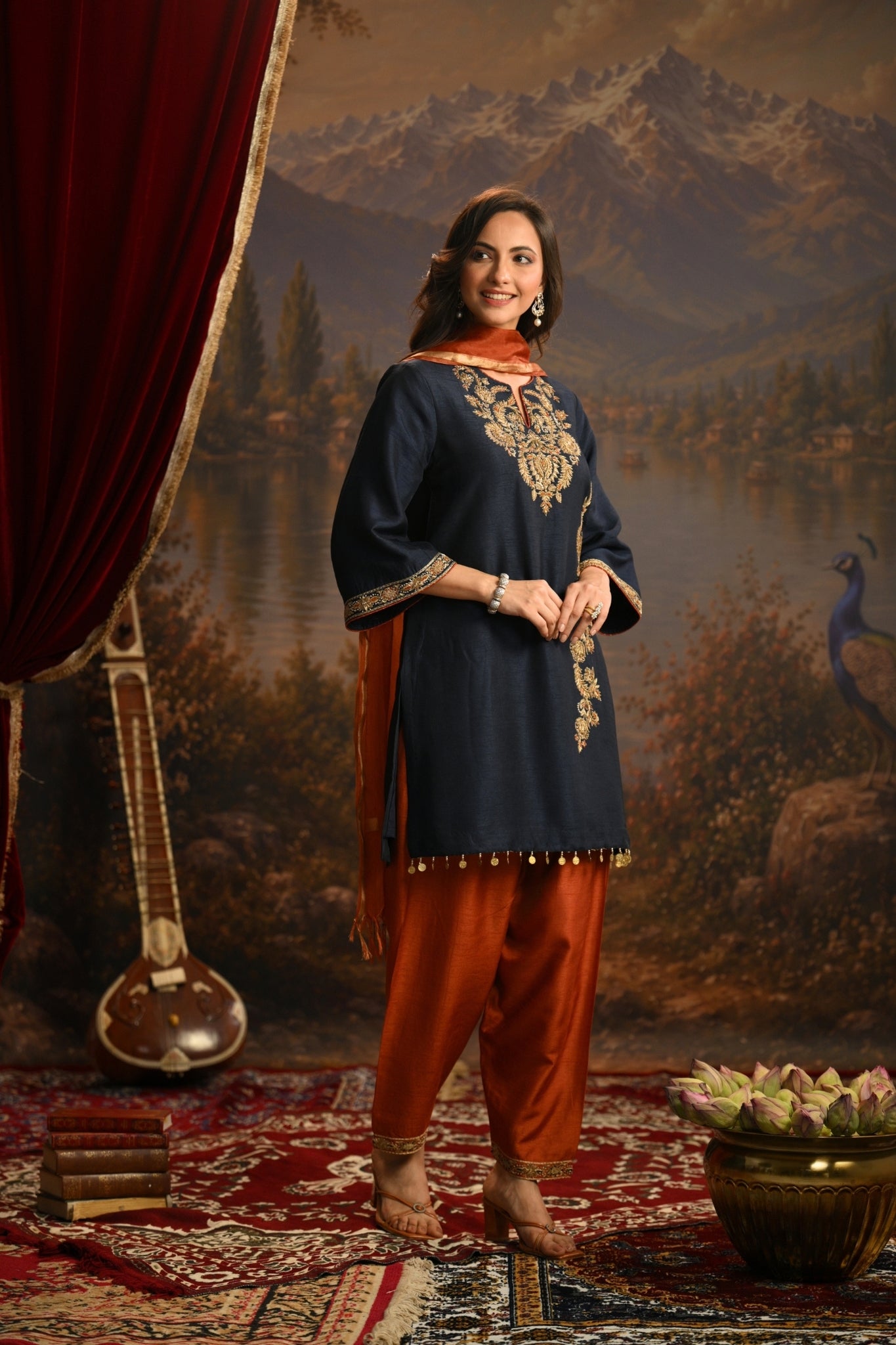 Navy Zeenat Hand Embroidered Kurta Set Taroob