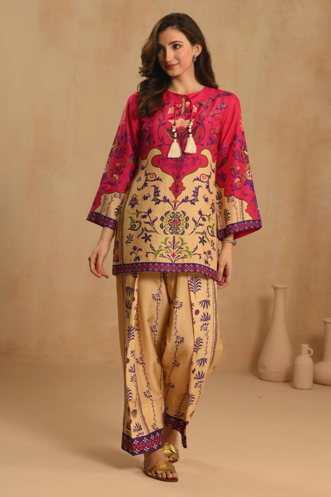 Pink Gulnaar Heritage Kurta Set Taroob