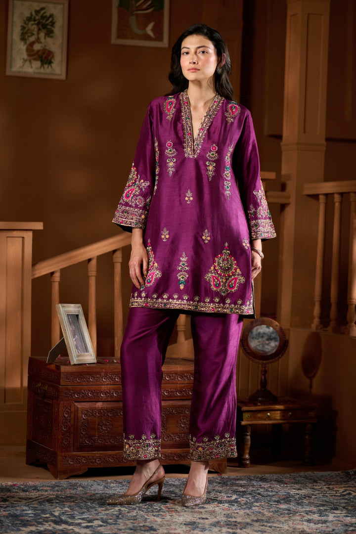 Taroob Chand Bagh Hand Embellished Kurta Set