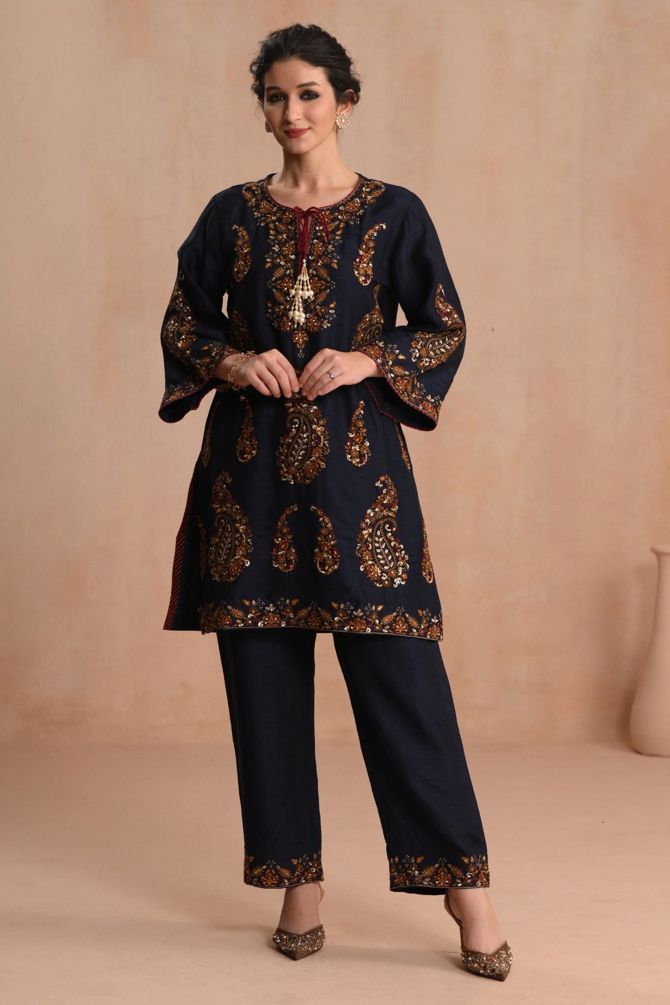 Women's Navy Zarbaft Hand Embroidered Kurta Set Taroob
