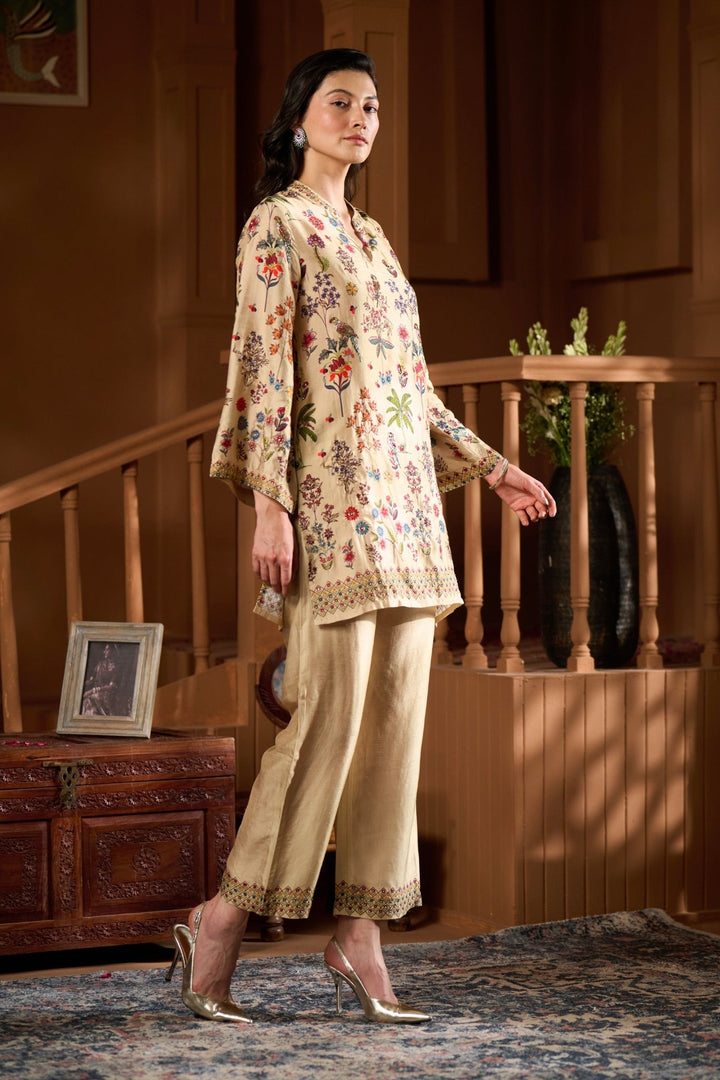 Taroob Gulsitar Embroidered Co-ord Set