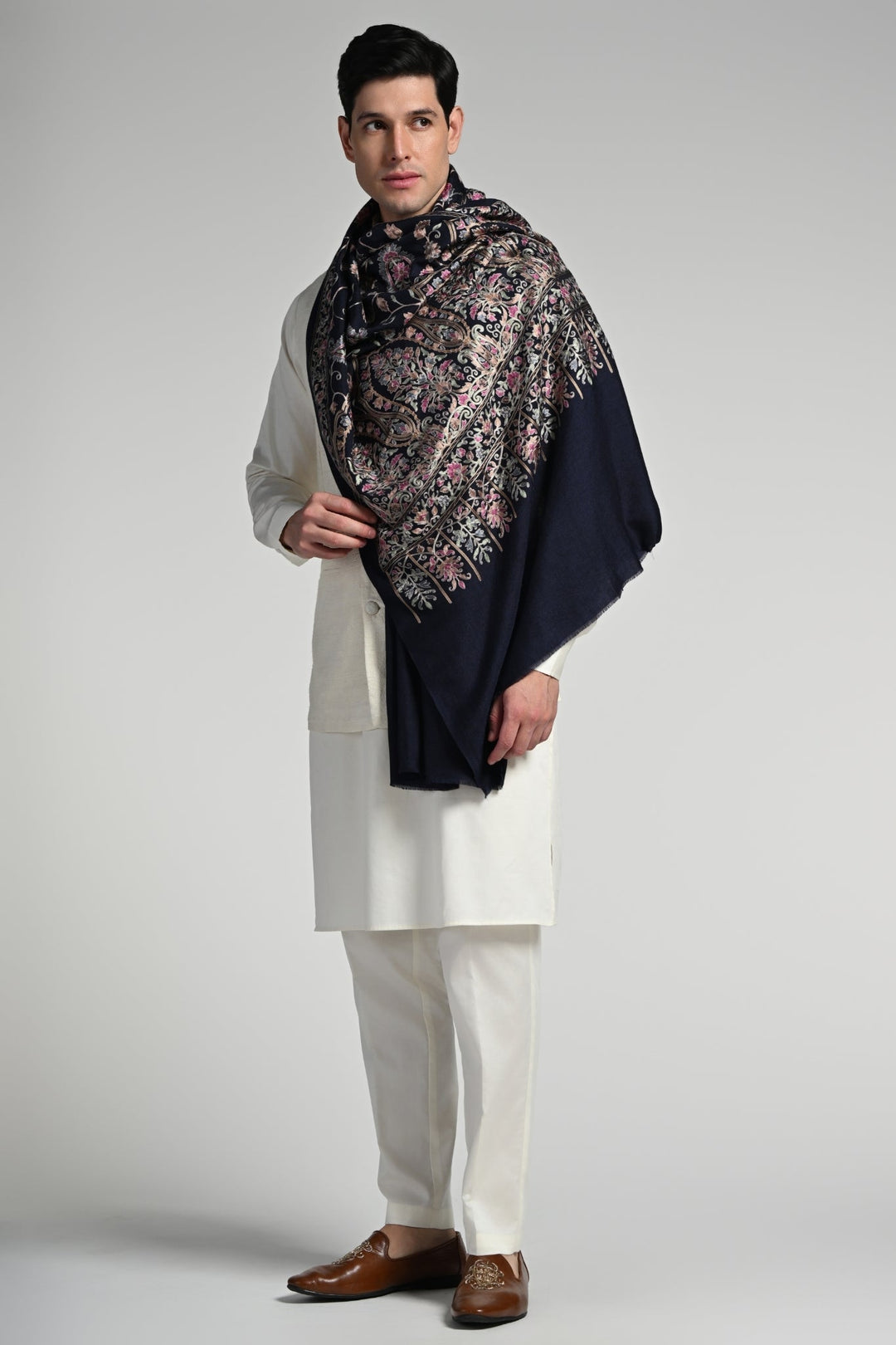 Taroob Wool Silk Kashmiri Embroidered Stole