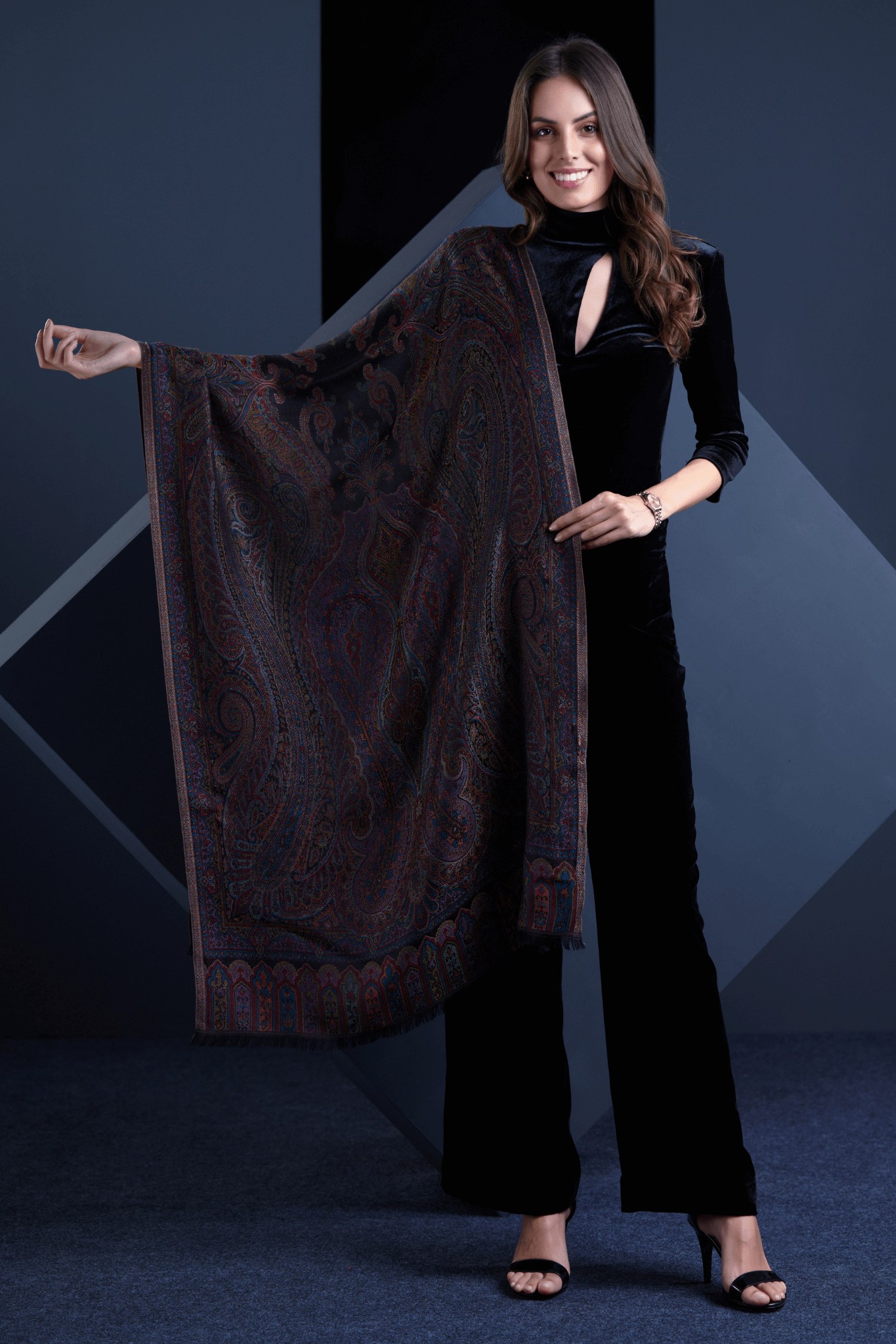 Taroob Super Soft Silk Jamawar Stole