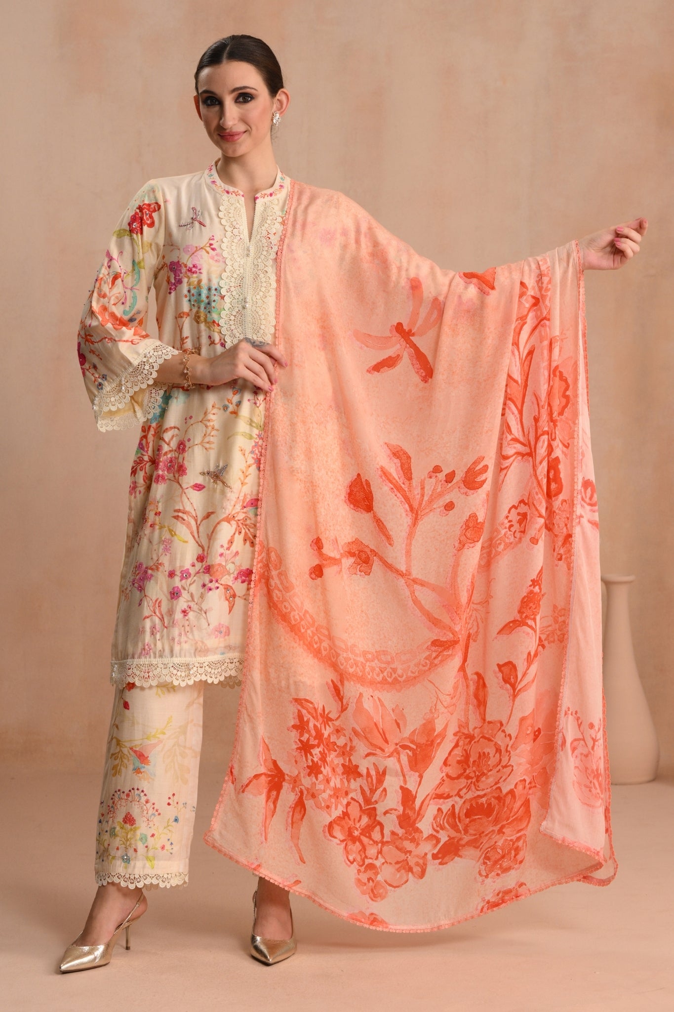 Ivory Nargis Embroidered Kurta Set Taroob