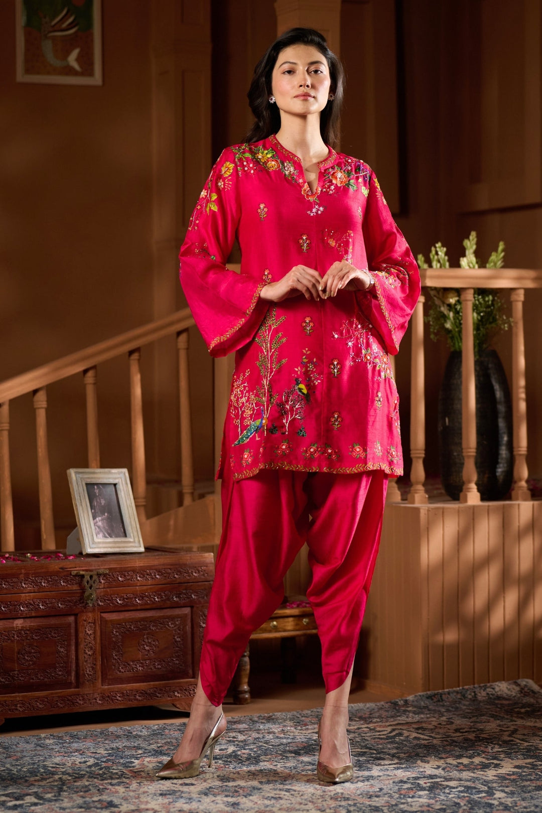 Taroob Mor Mahal Embroidered Kurta Set