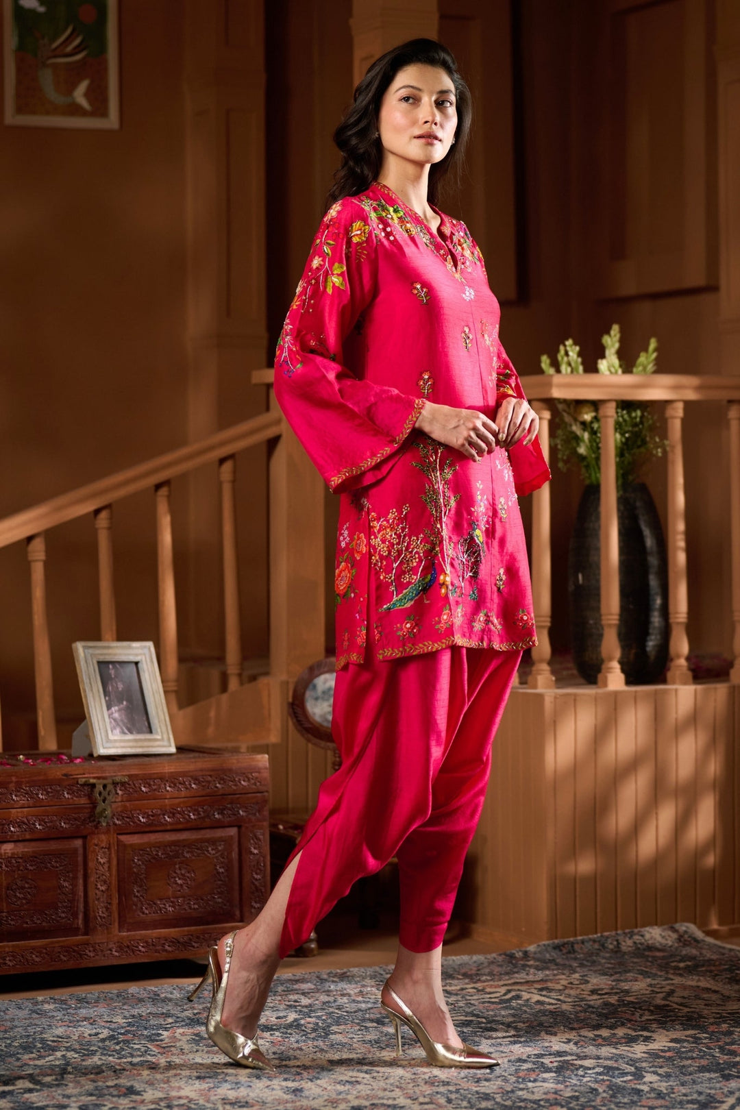 Taroob Mor Mahal Embroidered Kurta Set