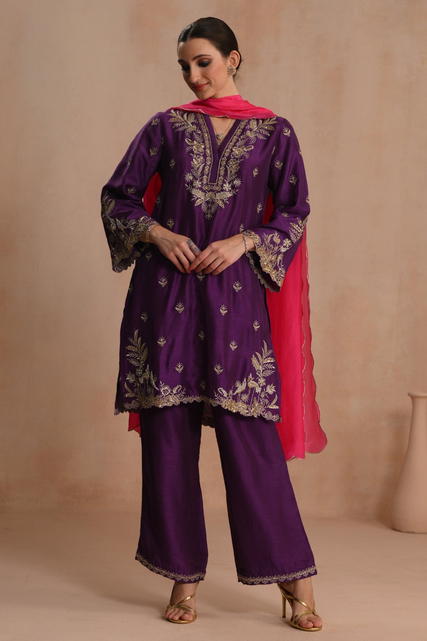 Women's Purple Nayab Hand Embroidered Kurta Set Taroob