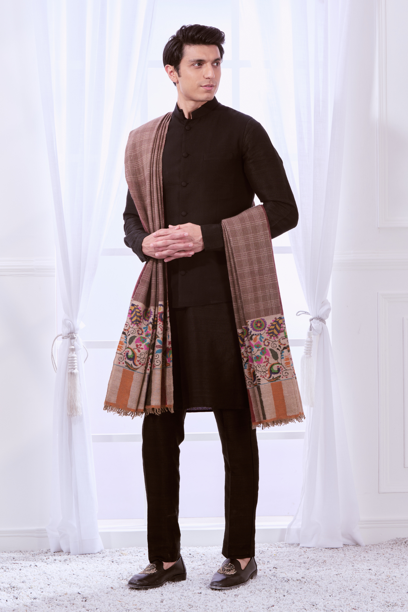 Taroob Pure Pashmina Men's Reversible Border Kaani Dusala