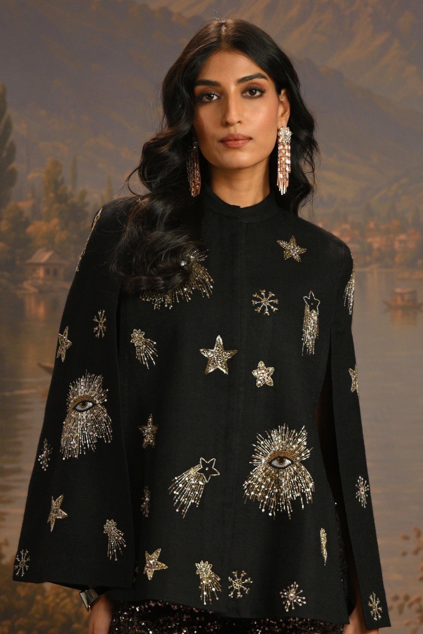 Black Embroidered Starry Eyes Cape Taroob