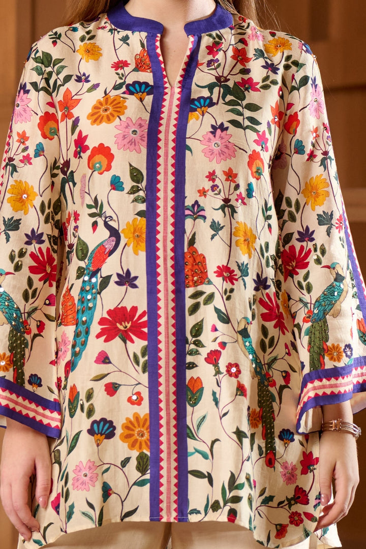 Taroob Bageecha Embroidered Tunic Set