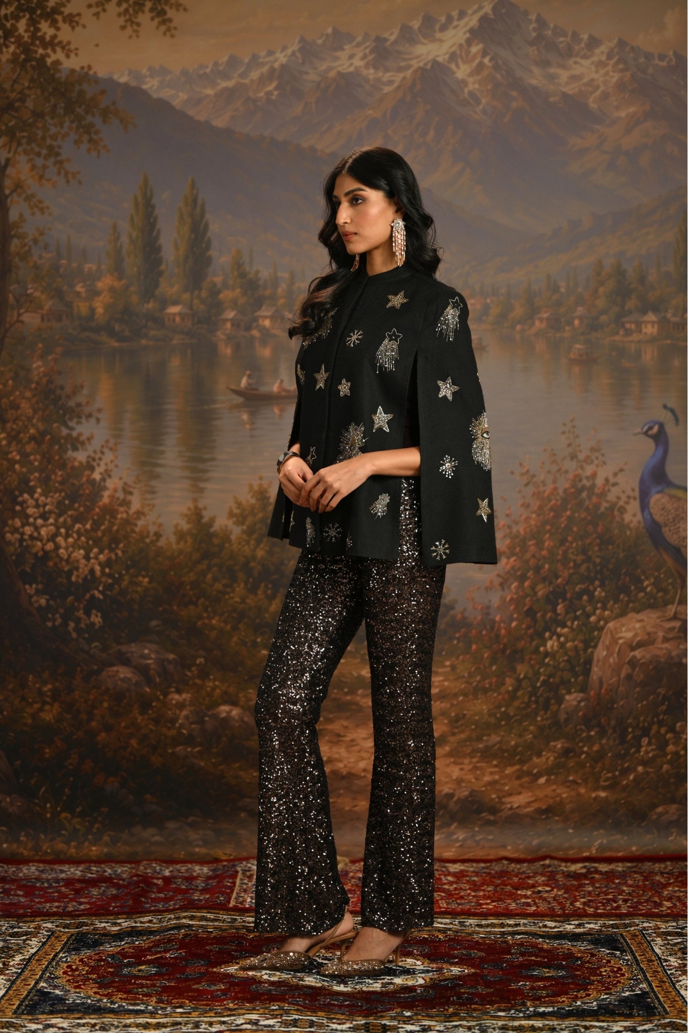 Black Embroidered Starry Eyes Cape Taroob