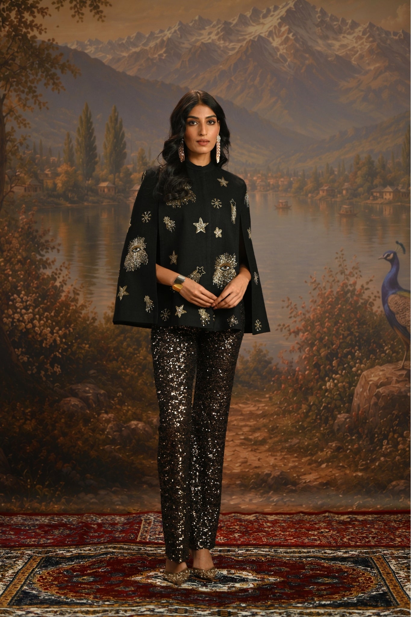 Black Embroidered Starry Eyes Cape Taroob