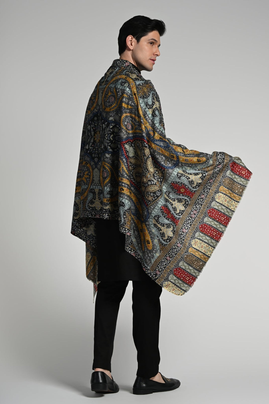 Taroob Embroidered Kashmiri Kalamkari Stole