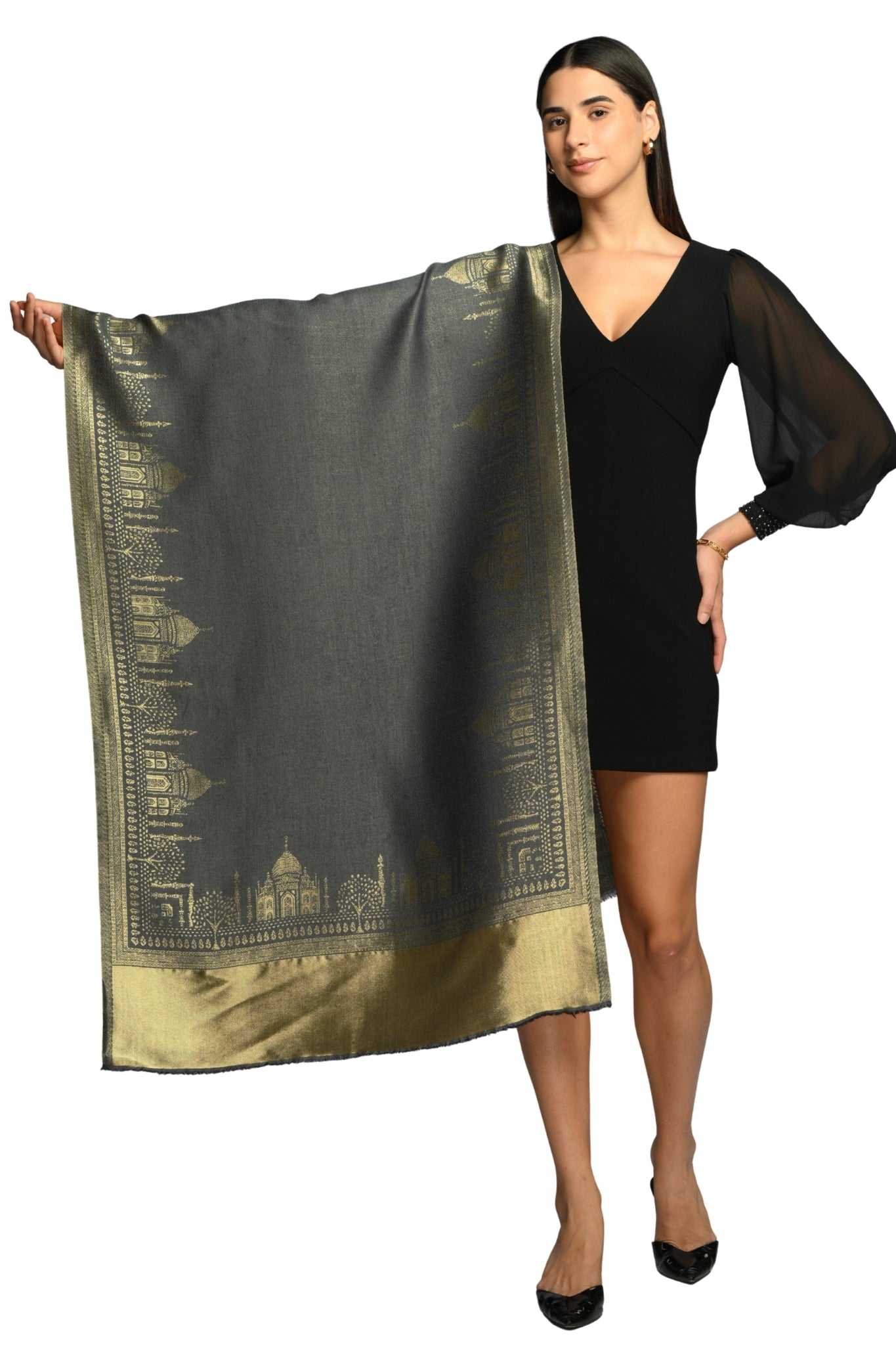 Taroob Taj Noor Resham Stole