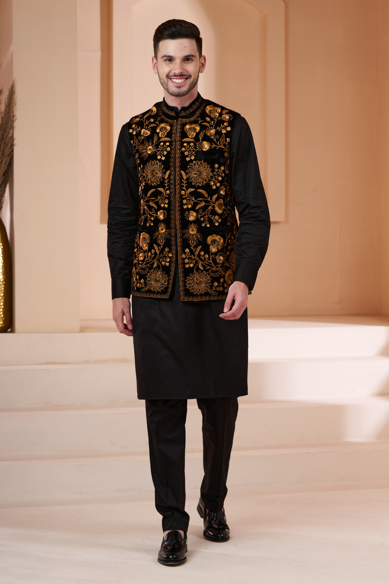 Taroob Embroidered Velvet Vogue Nehru Jacket , Men's Bandi