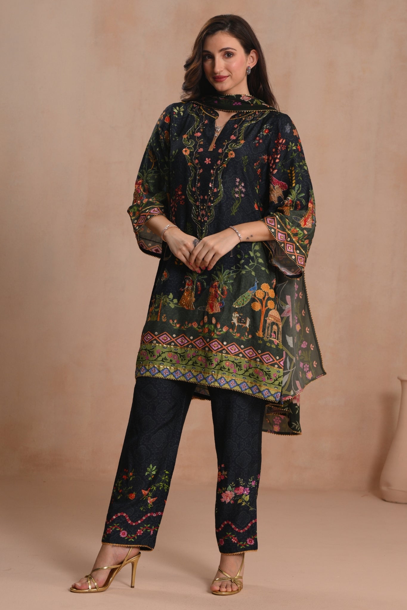 Women's Navy Bagh-e-Shahi Kurta Set Taroob