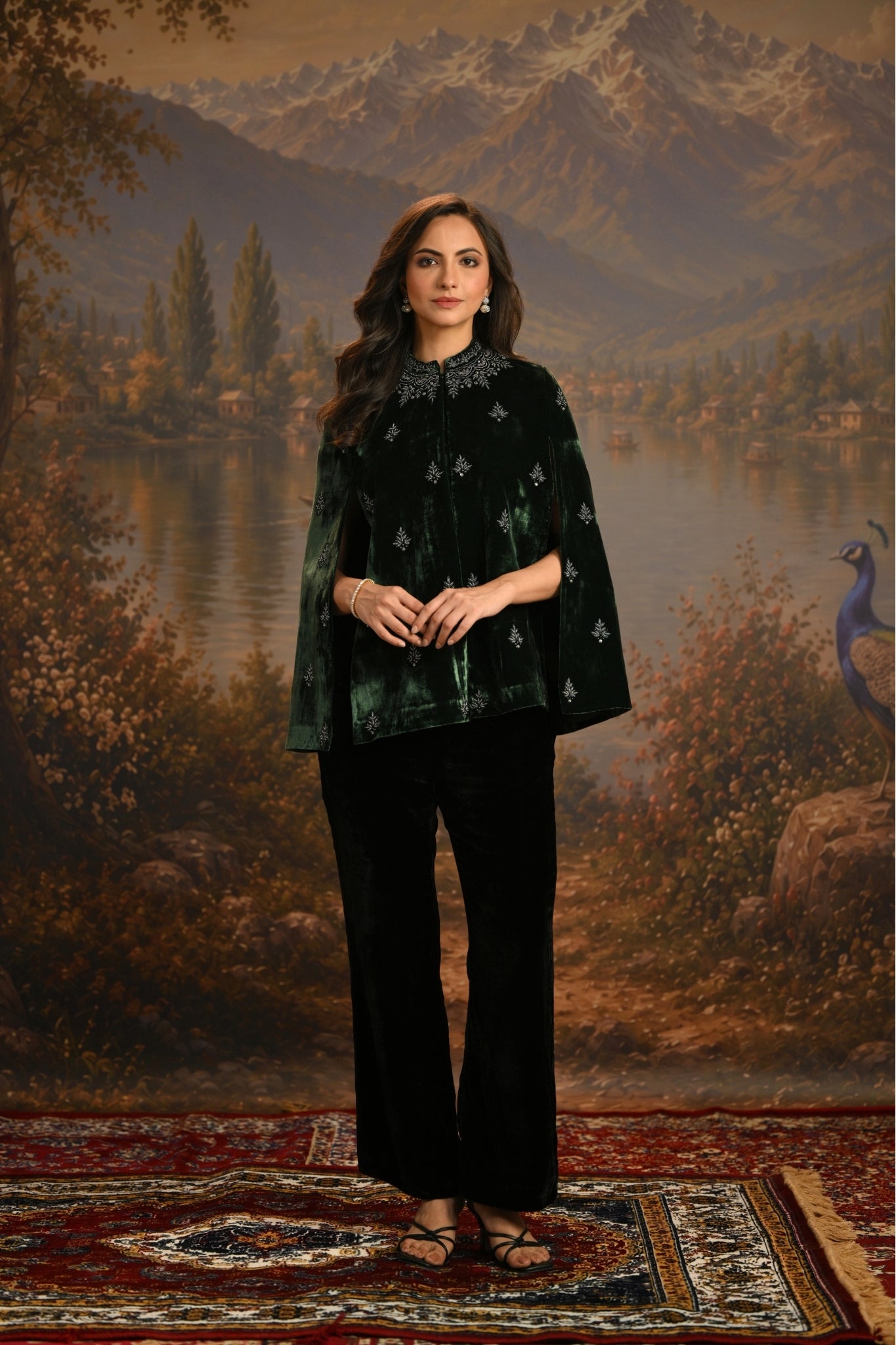 Green Embroidered Jewelled Velvet Cape Taroob