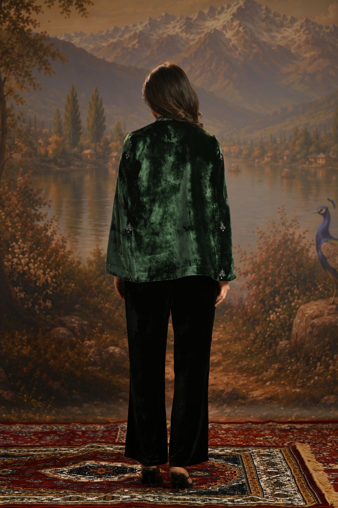 Green Embroidered Jewelled Velvet Cape Taroob