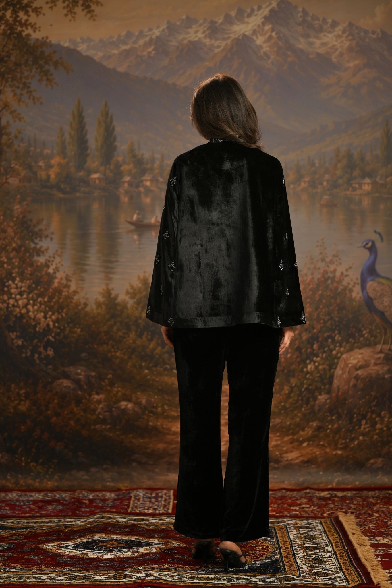 Black Embroidered Jewelled Velvet Cape Taroob