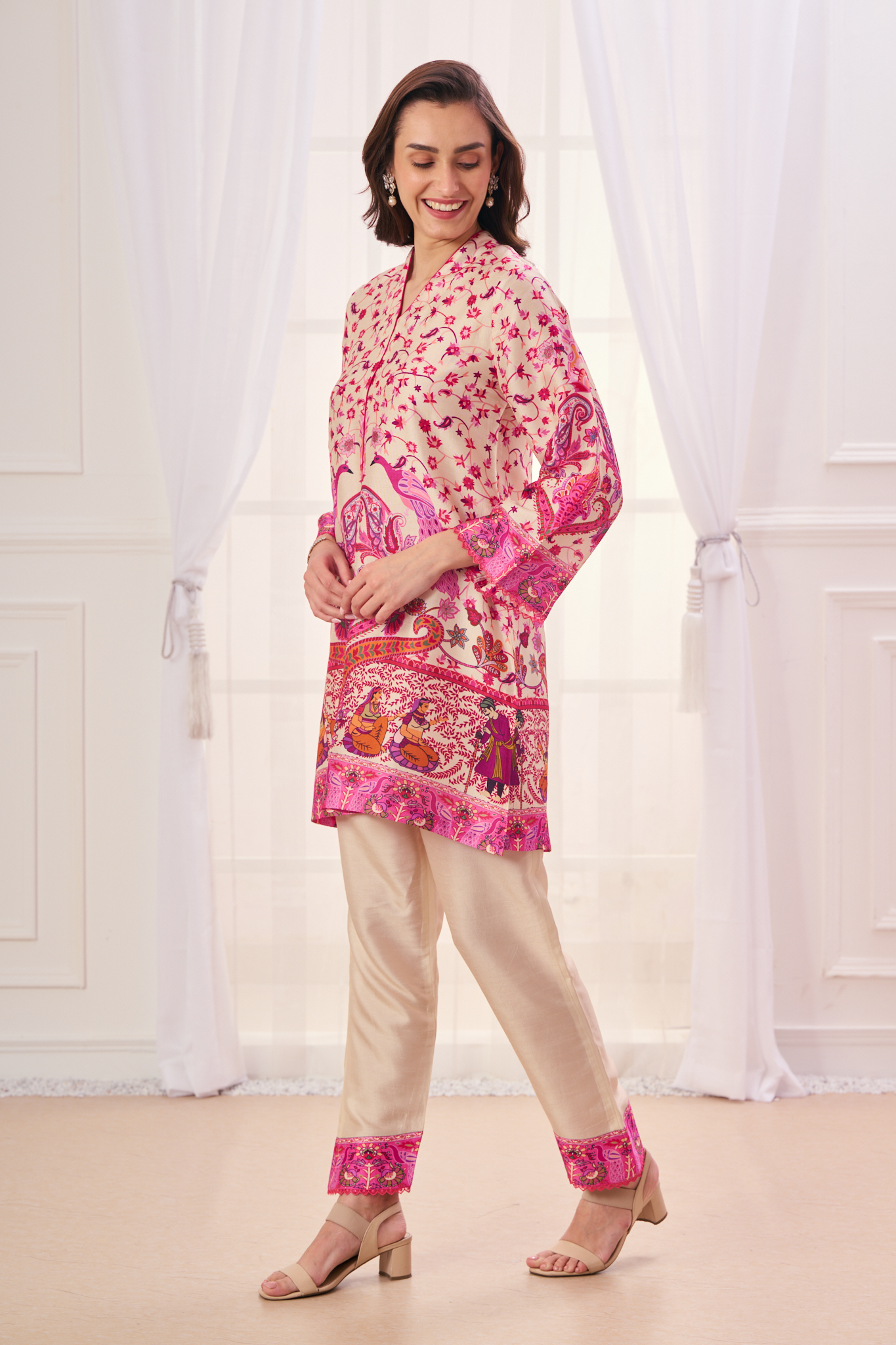 Taroob Silk Linen Mughal Art Kurta Set