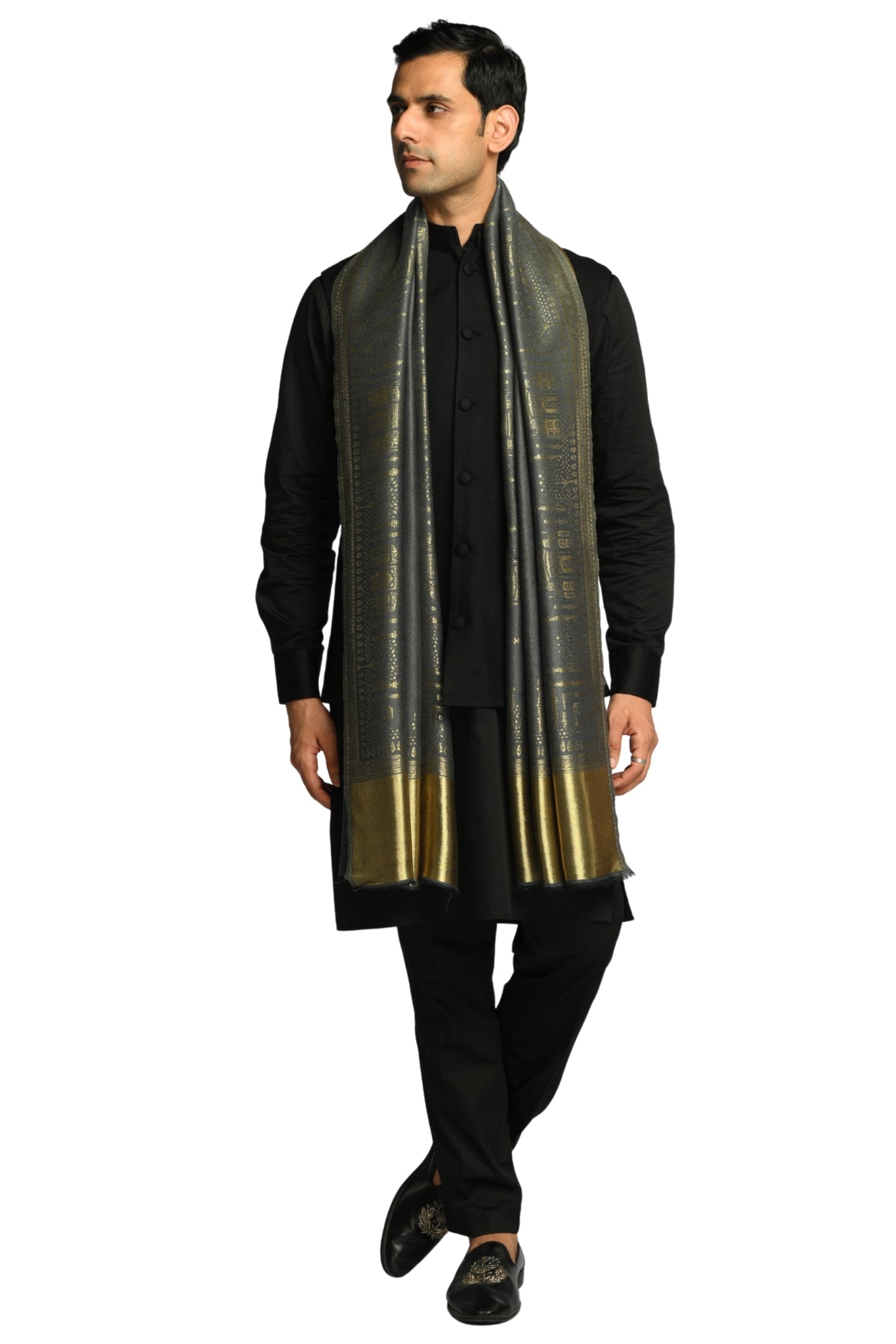 Taroob Taj Noor Resham Stole