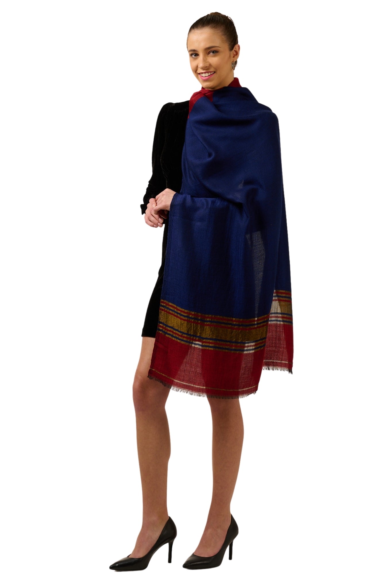 Ultra Soft Wool Zari Stole – Women's Zari Stoles (Fine Wool Shikara) – View 5 | Taroob