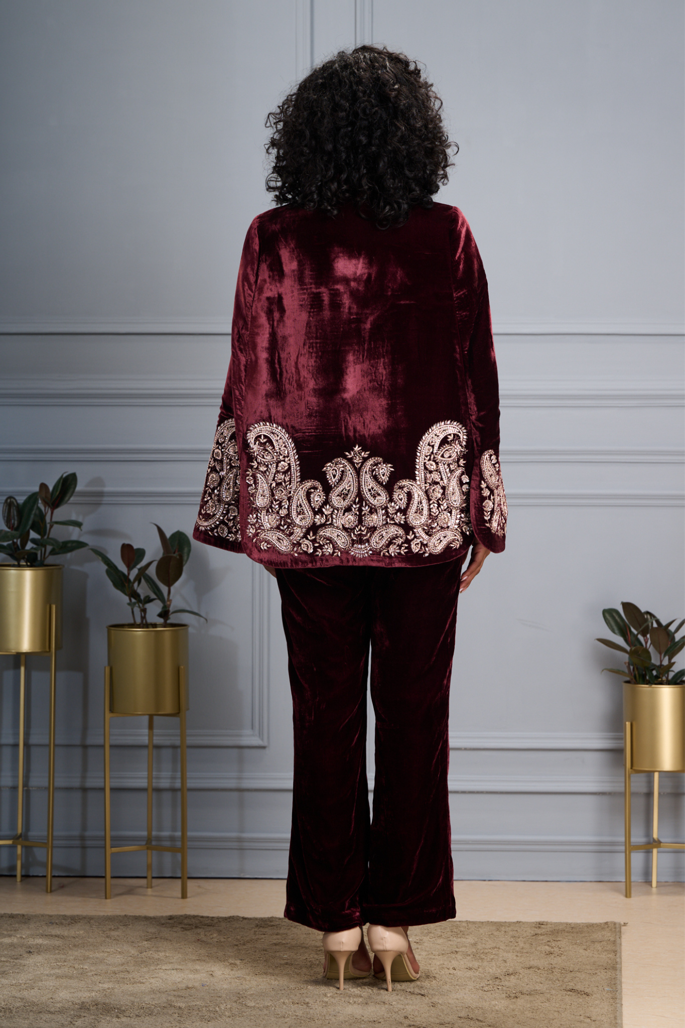 Taroob Hand Embellished Paisley Velvet Cape