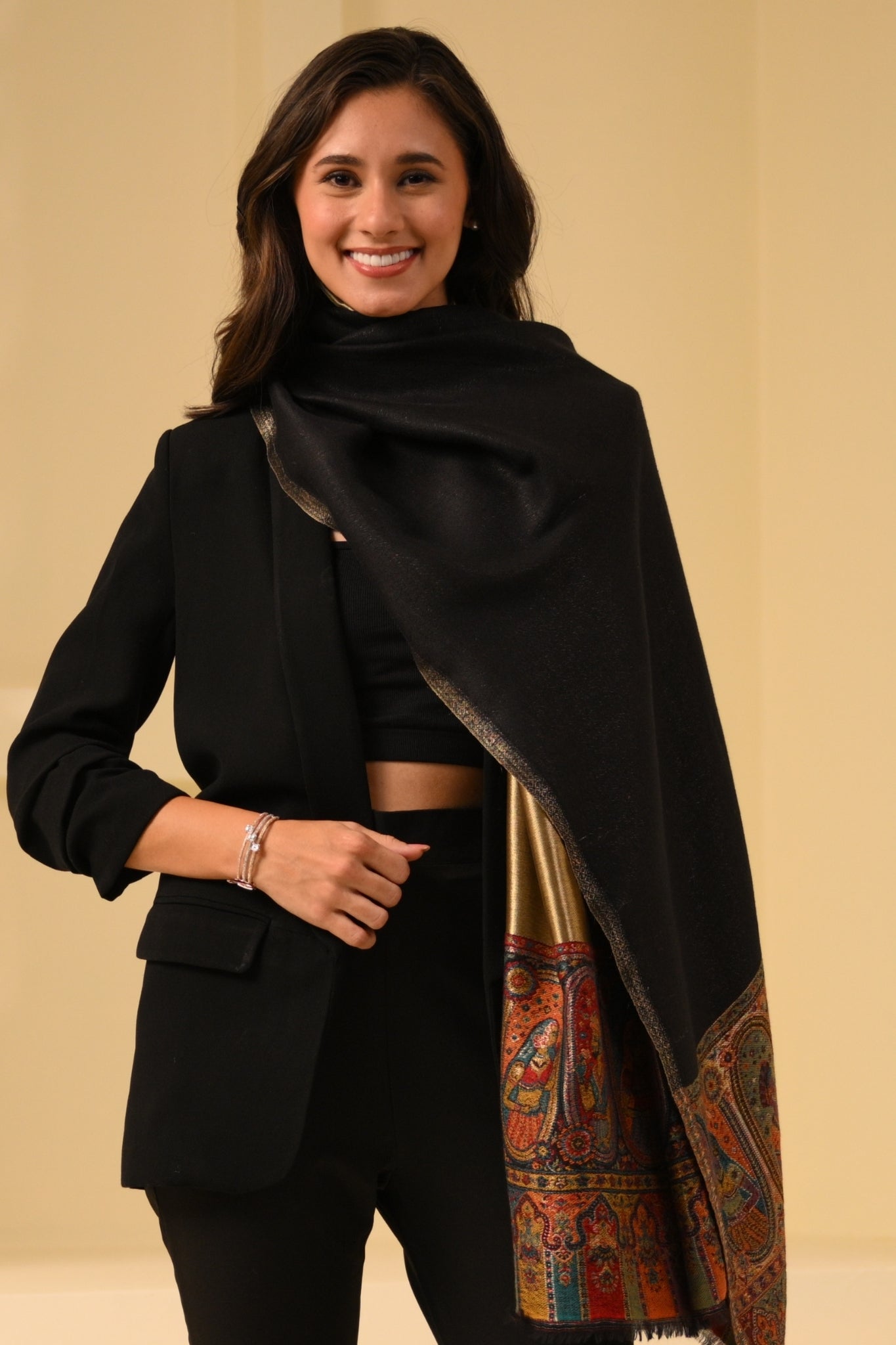 Taroob Mughal Border Resham Stole