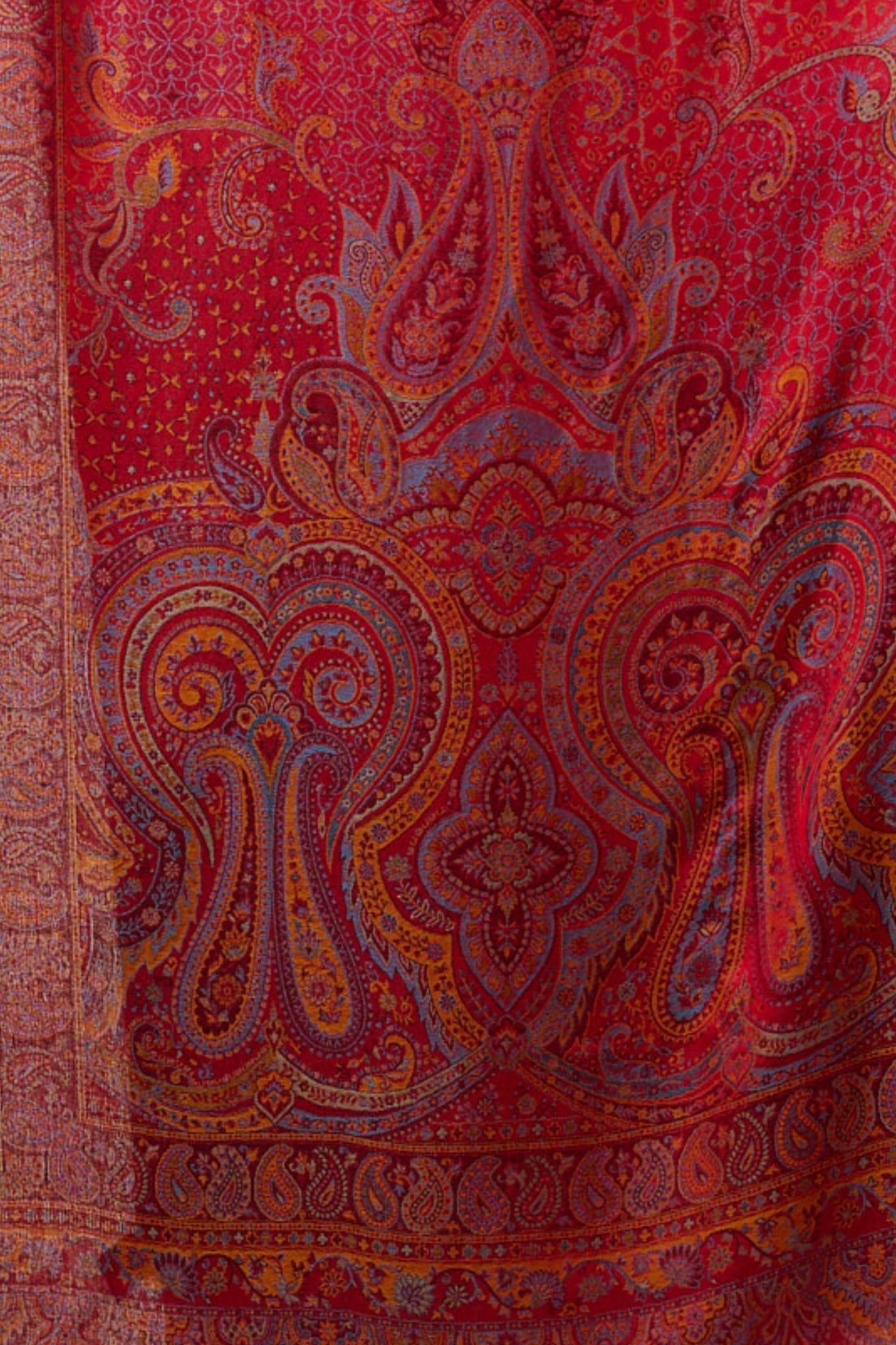 Taroob Bold Red Silk Jamawar Stole