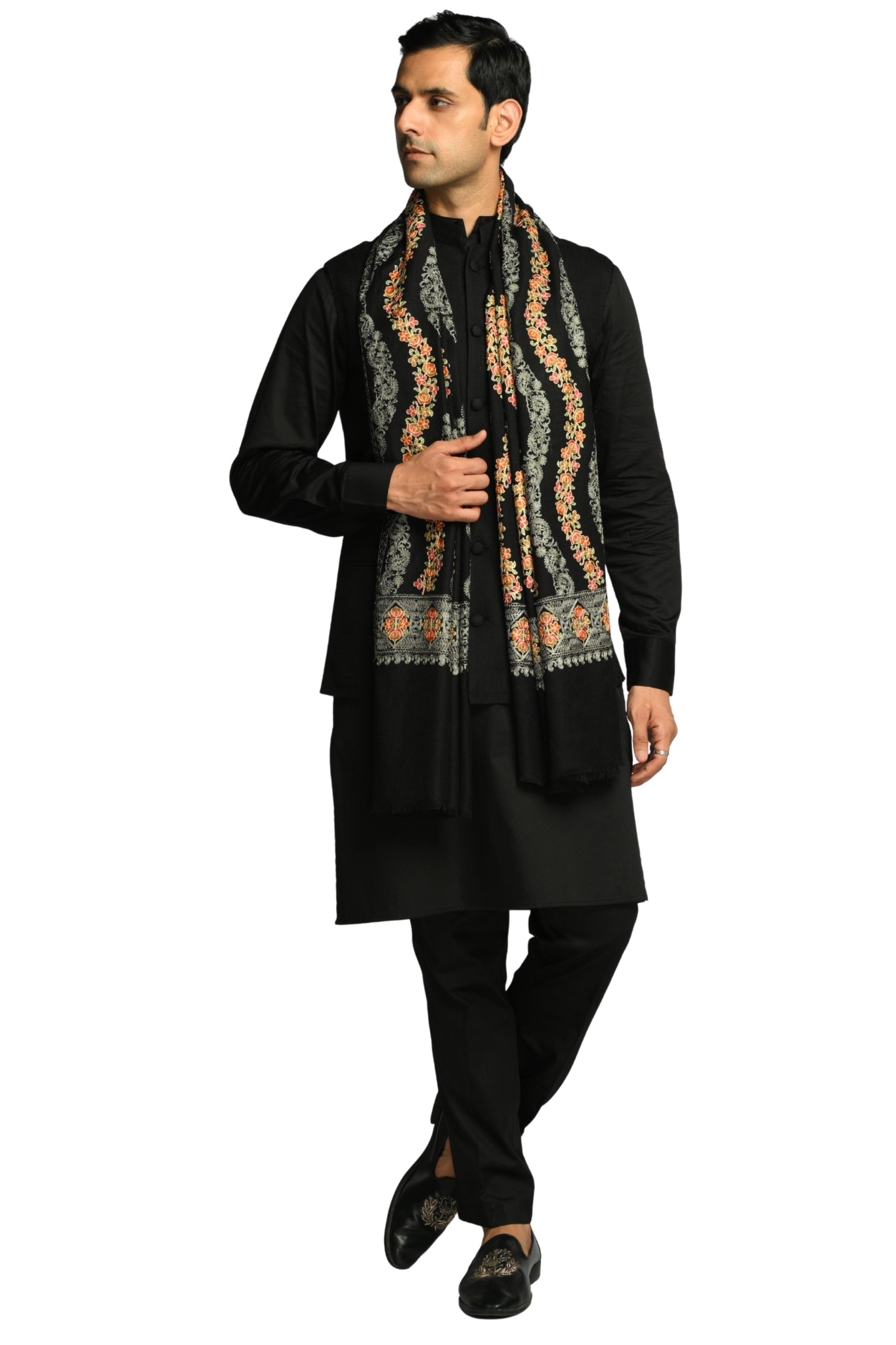 Taroob Parallel Petals Embroidered Stole