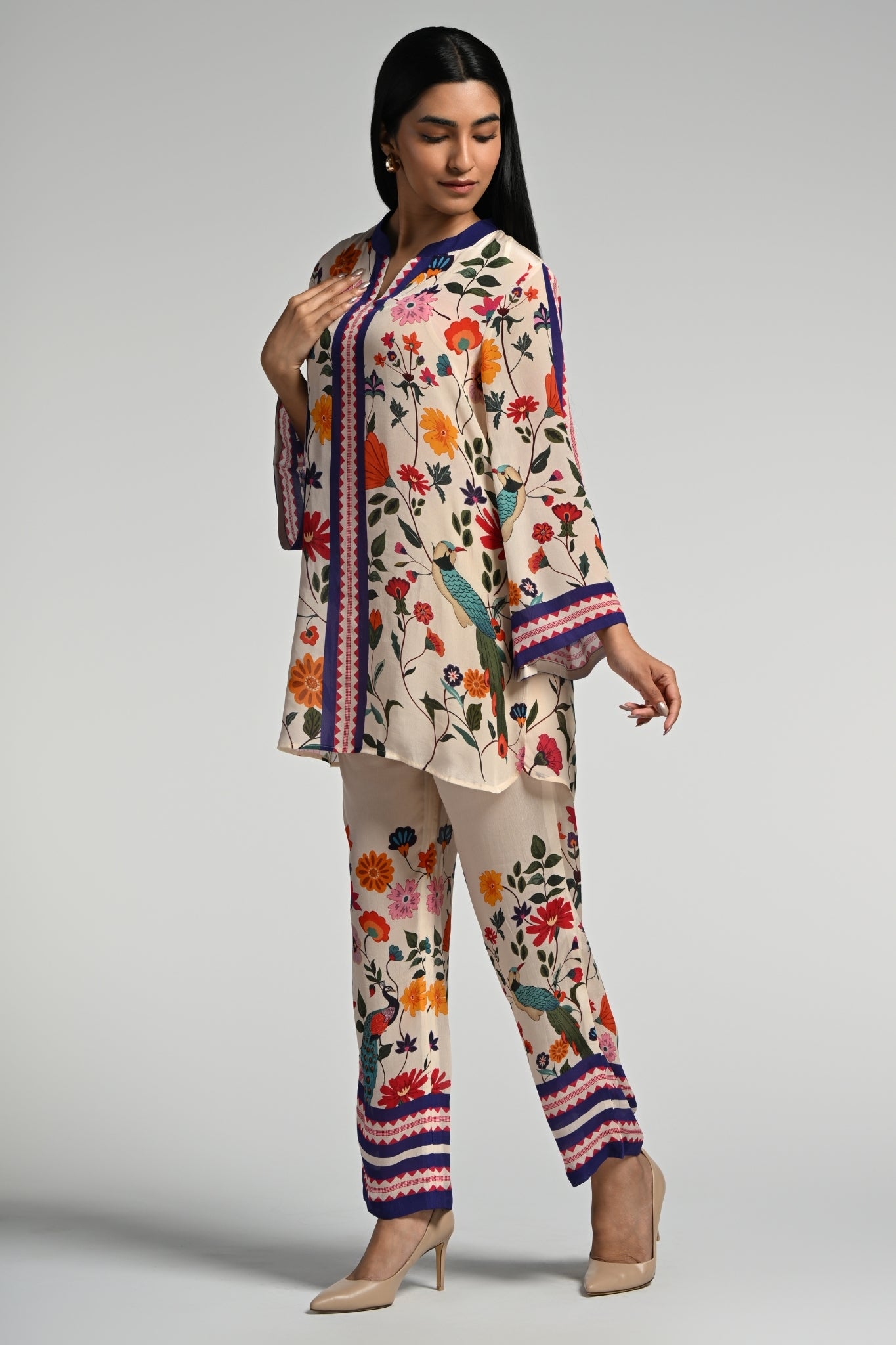Bageecha Tunic Set – Women's Coords & Shirts – Image 5 | Taroob