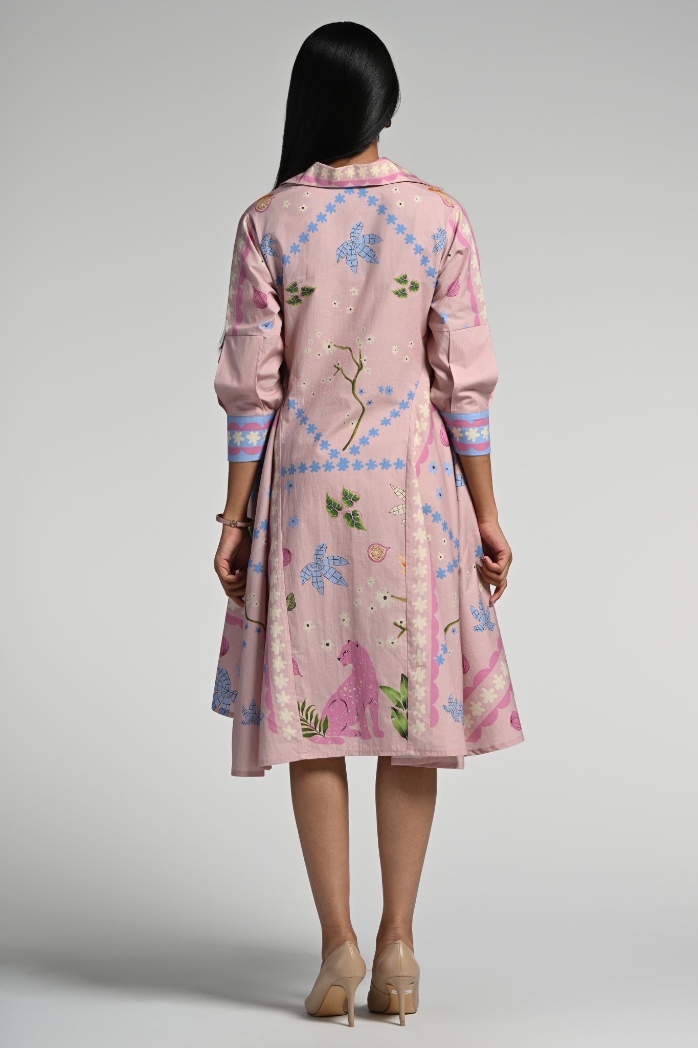 Jungle Daydream Midi Dress – Women's Kaftans & Dresses – Detail view | Taroob