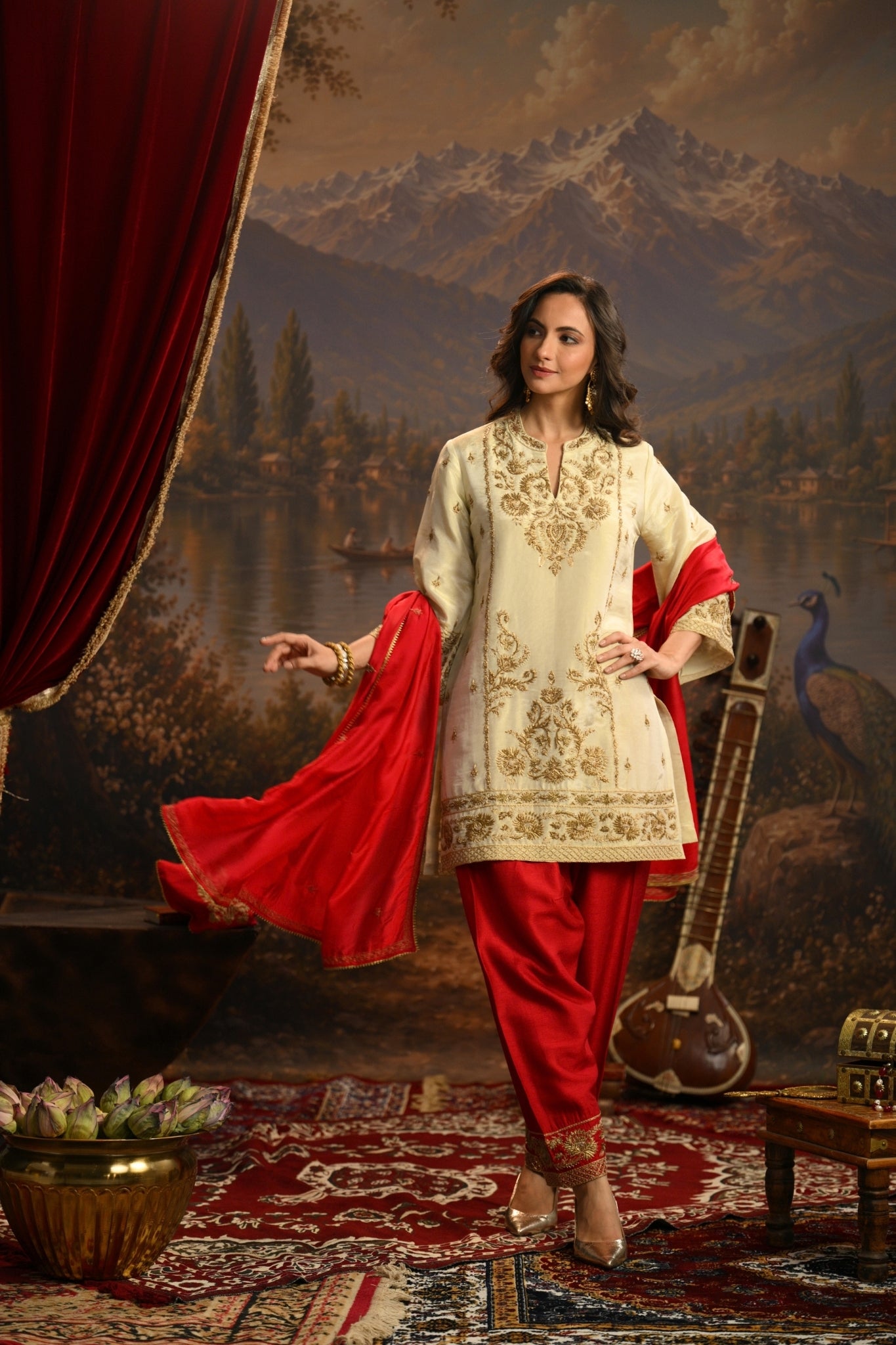 Ivory Meher Bagh Embroidered Kurta Set Taroob