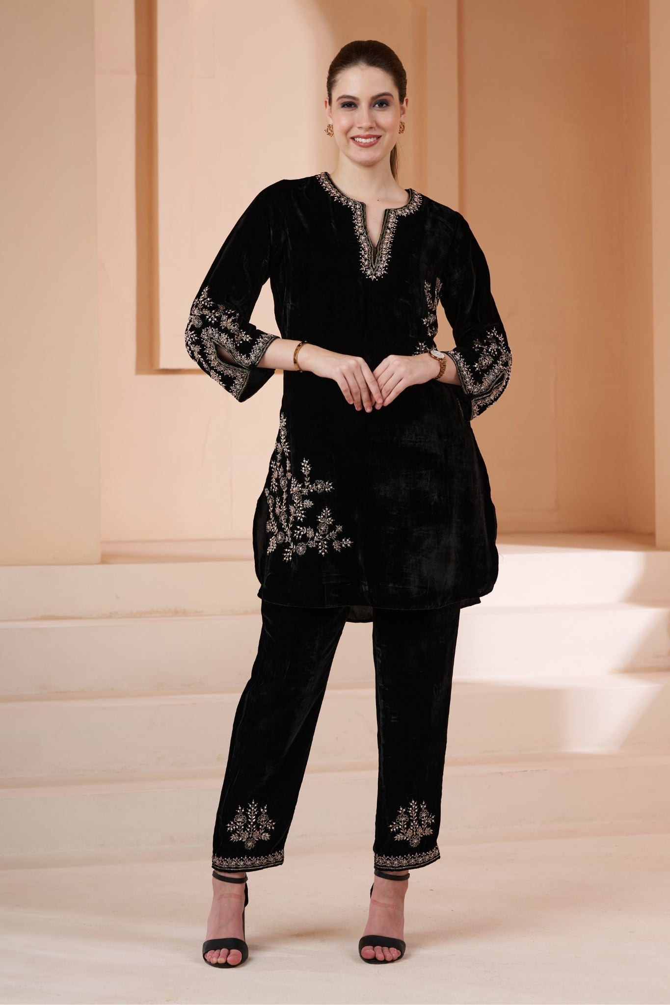 Taroob Hand Embellished Velvet Co-ord Set