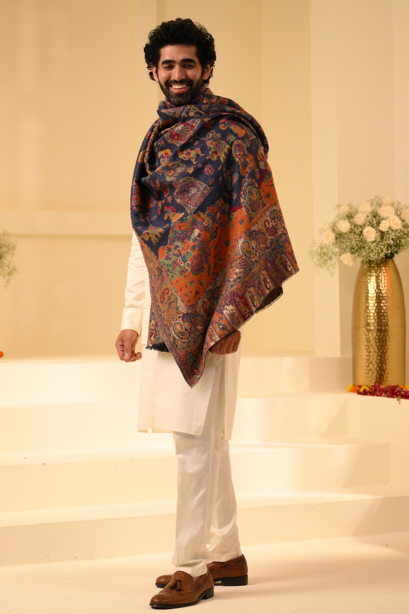 Taroob Mughal Darbar Reversible Resham Shawl