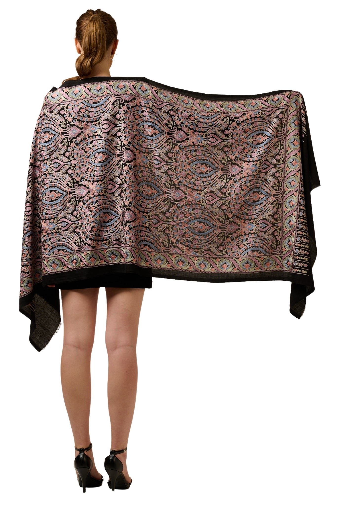 Taroob Embroidered Aari Fine Wool Stole