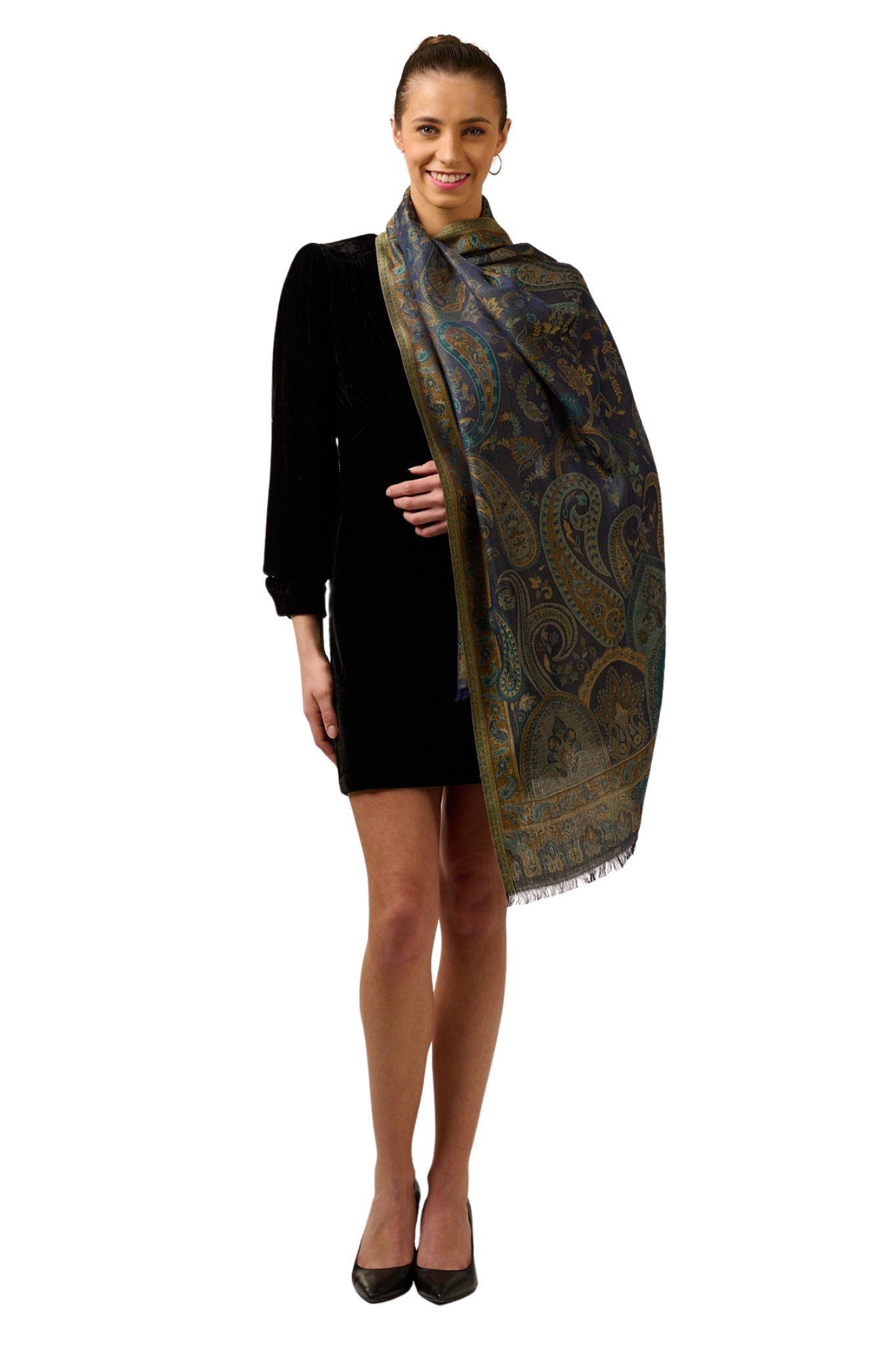 Taroob Beautiful Kashmiri Paisley Jamawar Stole