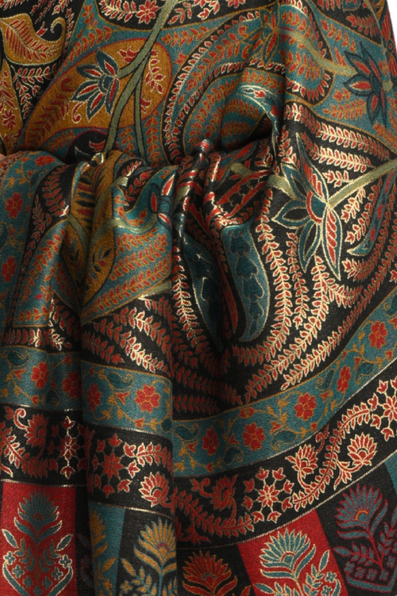 Taroob Woven Royalty Paisley Dusala