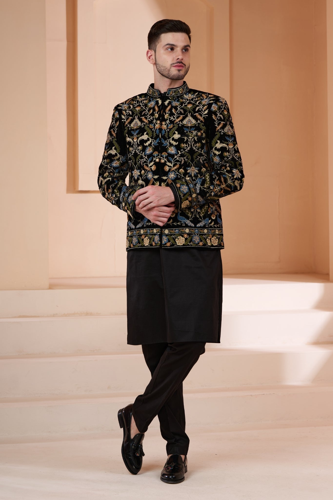 Taroob Embroidered Velvet Men's Bandhgala