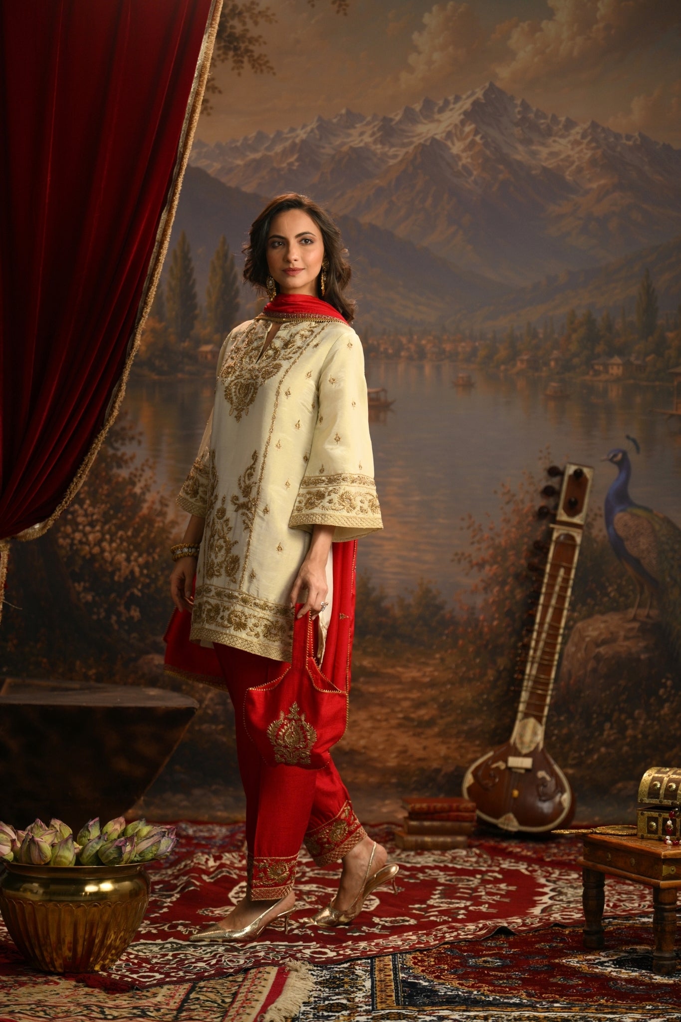 Ivory Meher Bagh Embroidered Kurta Set Taroob