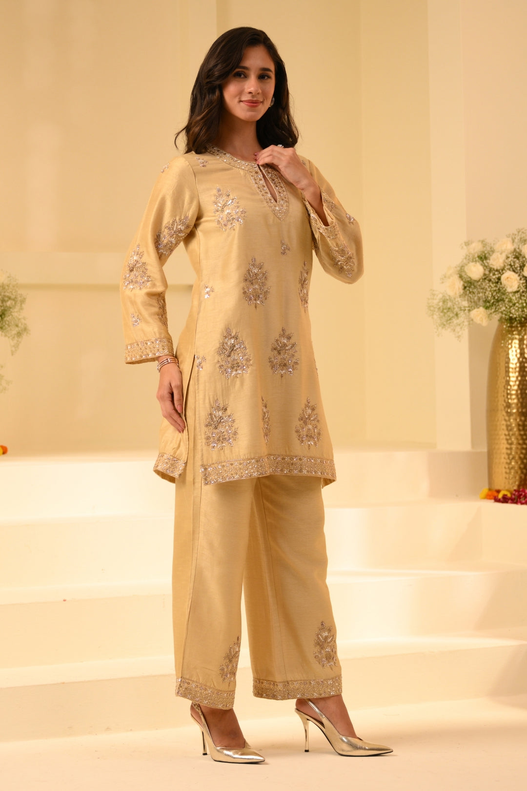 Taroob Royal Zardozi Hand Embellished Kurta Set