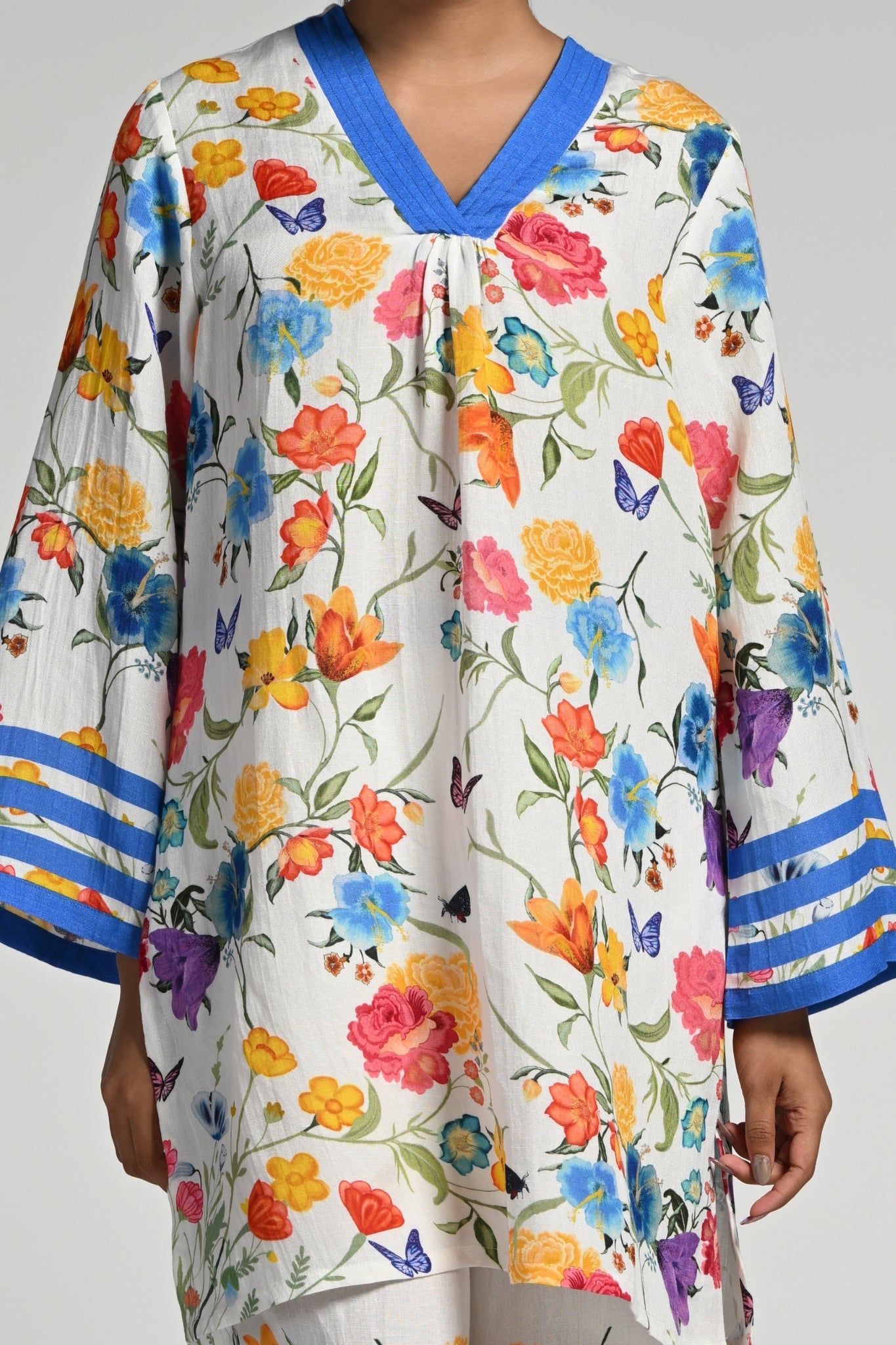 Taroob Papillion Garden Linen Kurta Set