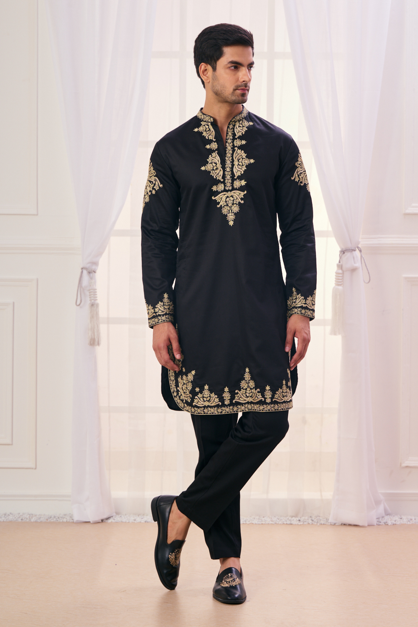 Taroob Hand Embroidered Zardozi Kurta Pajama Set