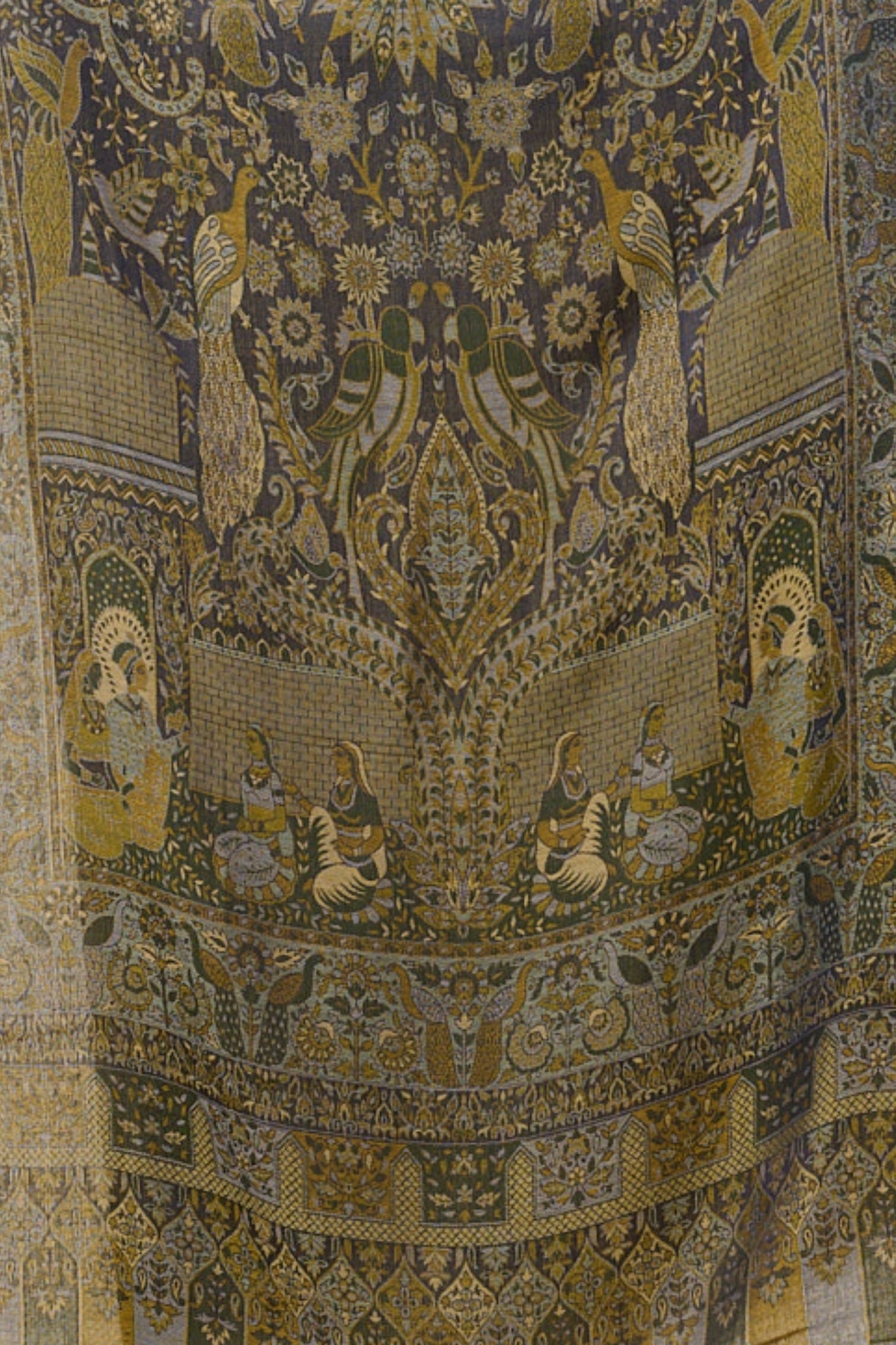 Taroob Raj-Darbar Silk Jamawar Stole