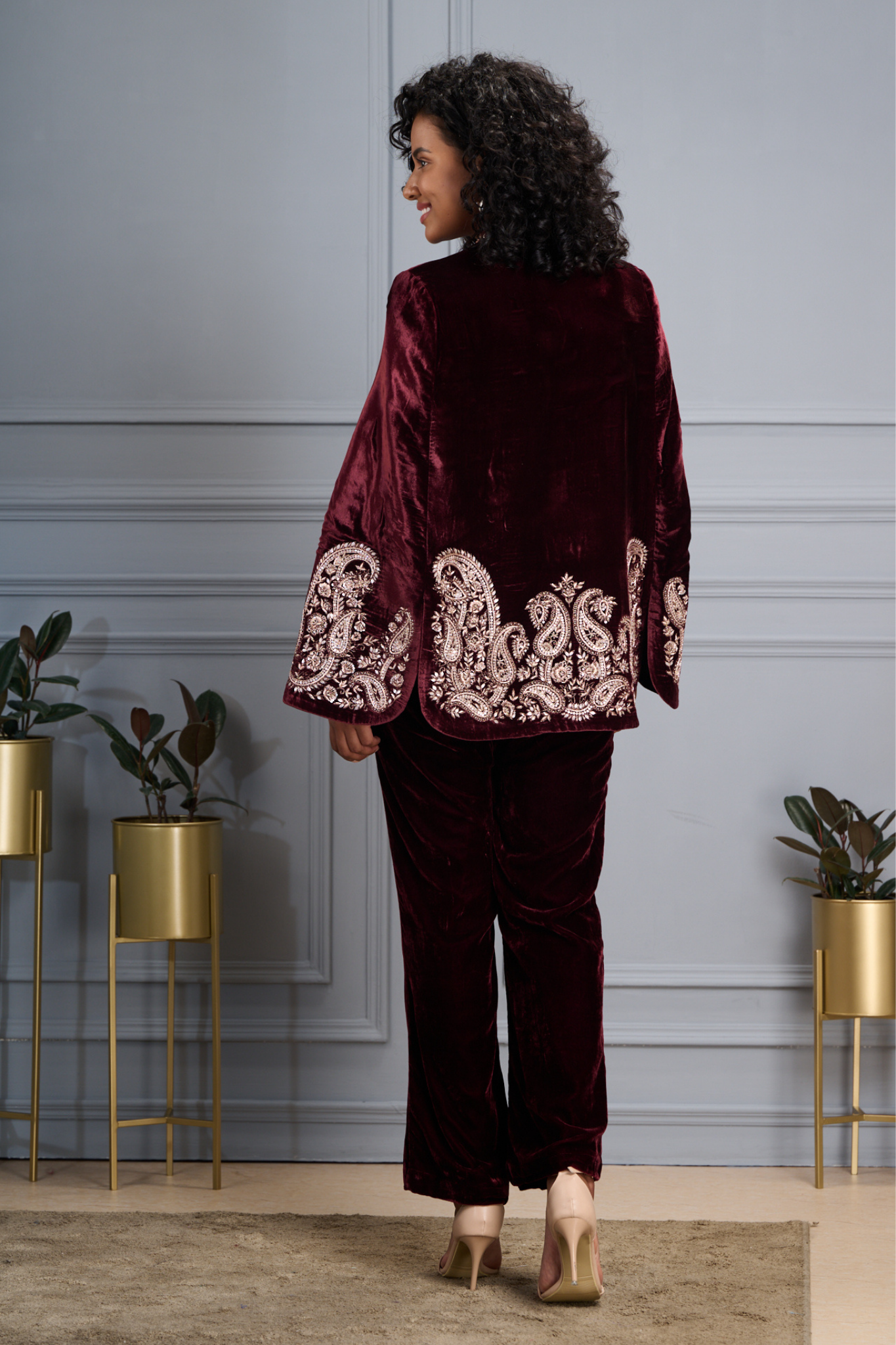 Taroob Hand Embellished Paisley Velvet Cape