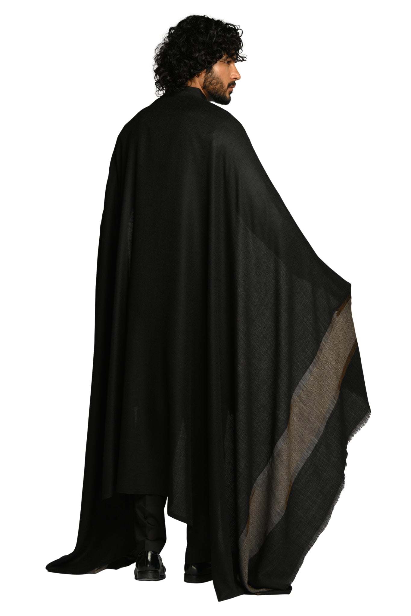 Taroob Vintage Zari Border Wool Dusala