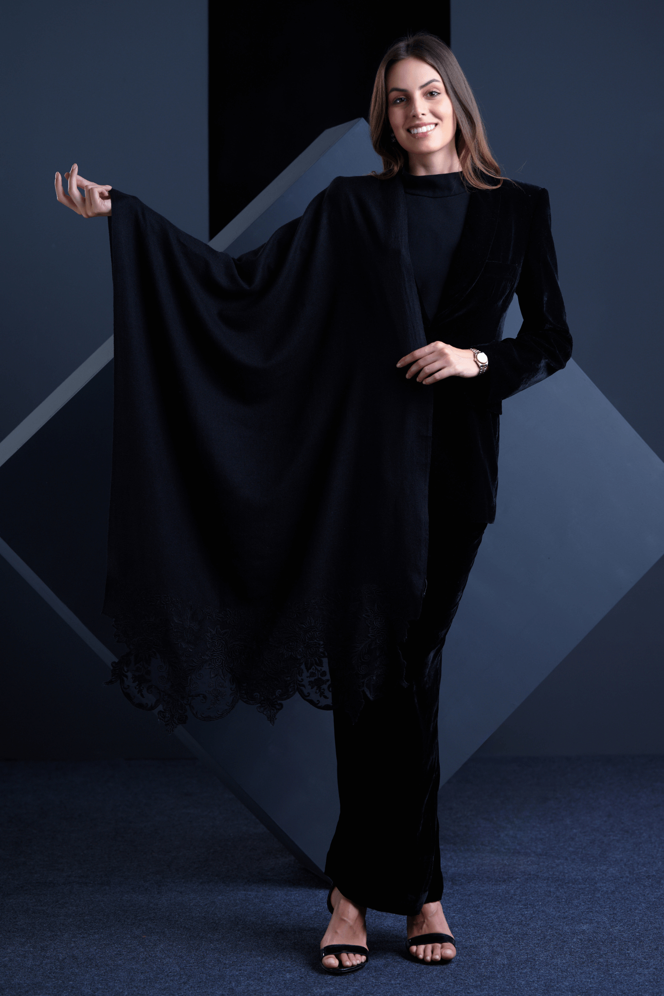 Taroob Embroidered Wool Lace Stole , Women's Scarf