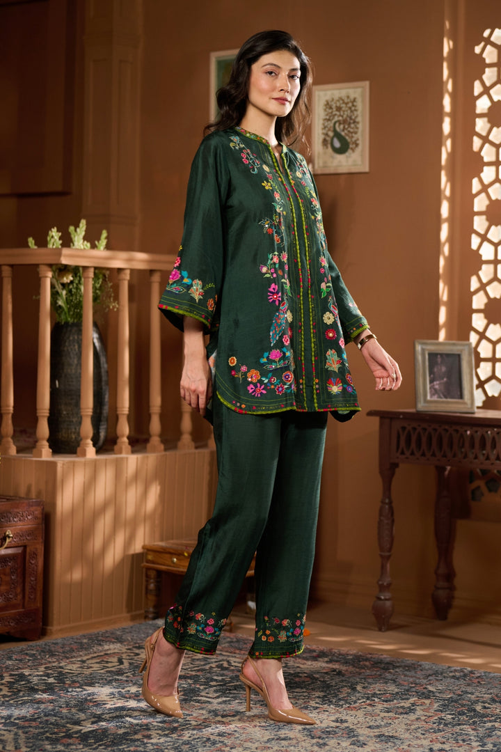 Taroob Dancing Feathers Embroidered Co-ord Set