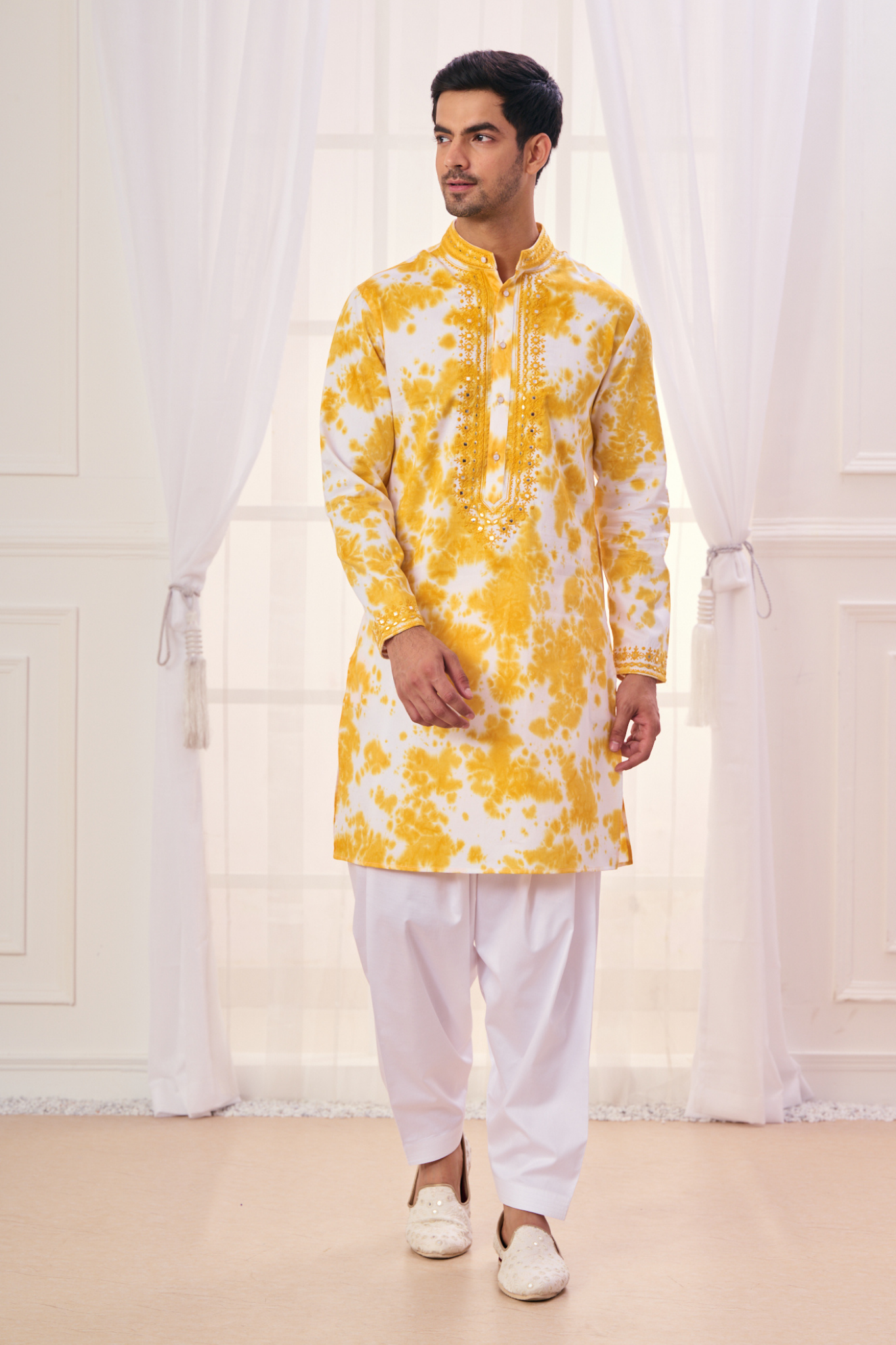 Taroob Hand Tie & Dye Mirror Work Kurta Pajama Set