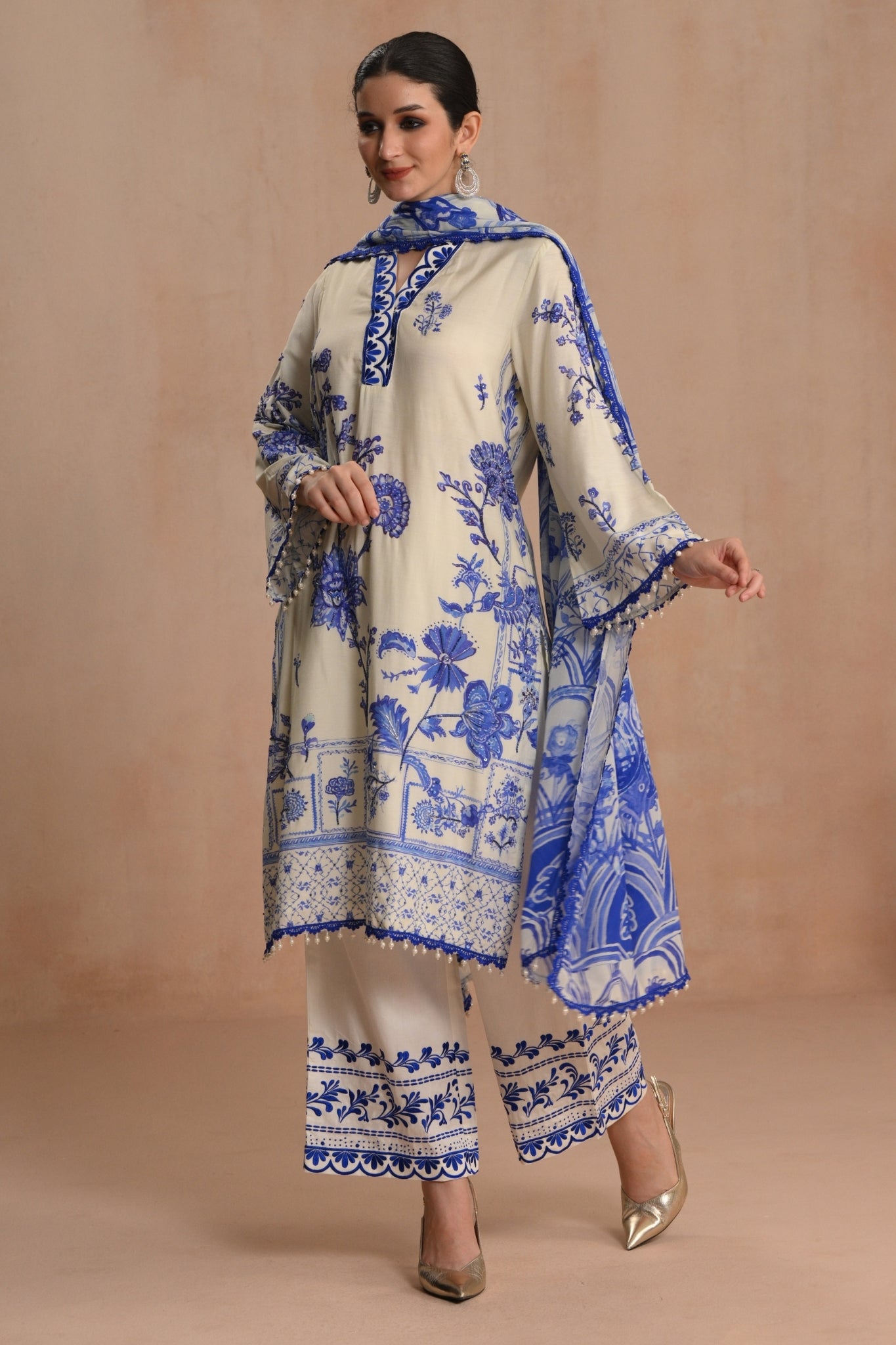Blue Gulposh EmrboideredKurta Set Taroob
